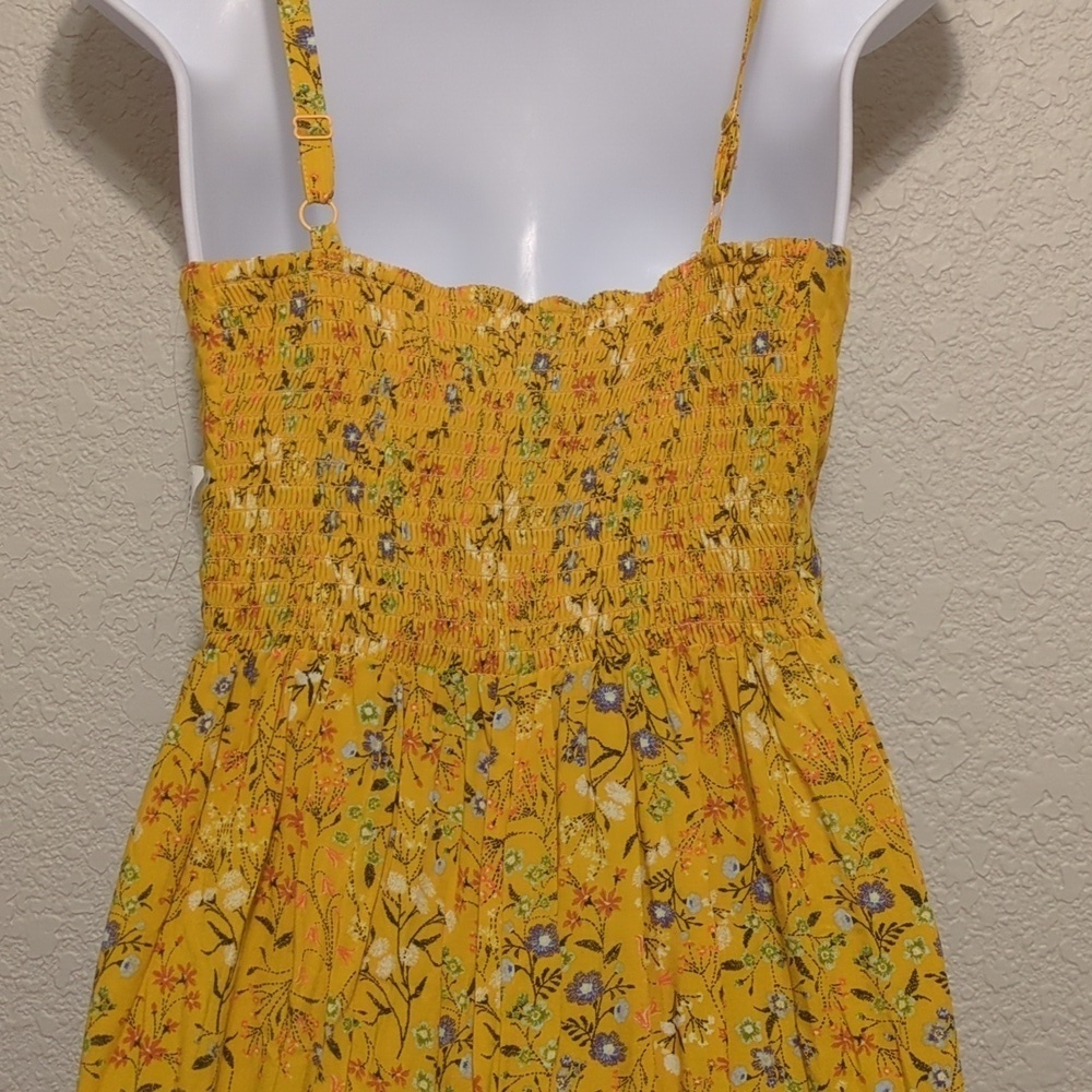 Old Navy yellow floral sleeveless square neck straight leg jumpsuit - Picture 6 of 13